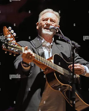 Larry Gatlin Branson
